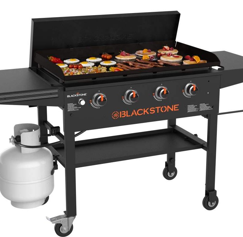 Blackstone Original Outdoor Griddle 4-Burner 36 inch Flat Top Grill With Hard Cover - Black