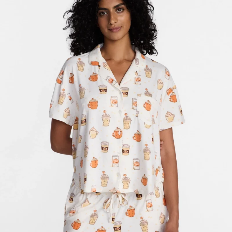 Halloween Women's Notched Top and Shorts Pajama Set from Way to Celebrate, 2-Piece