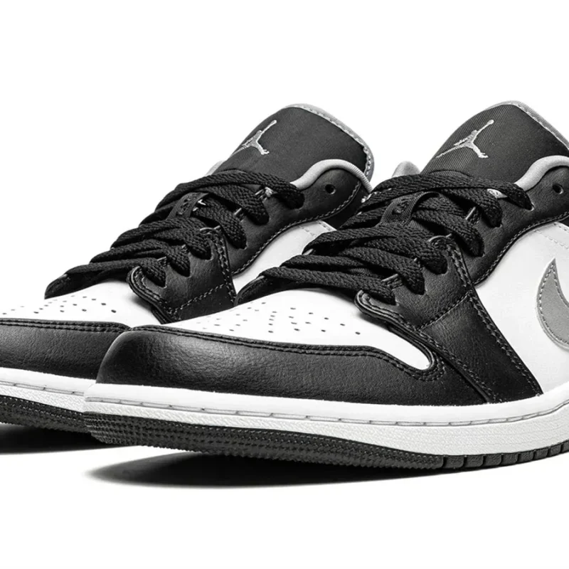 Nike Air Jordan 1 Low Sneakers Black / Particle Grey